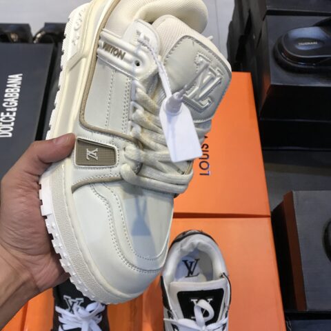 LVTN Sneakers