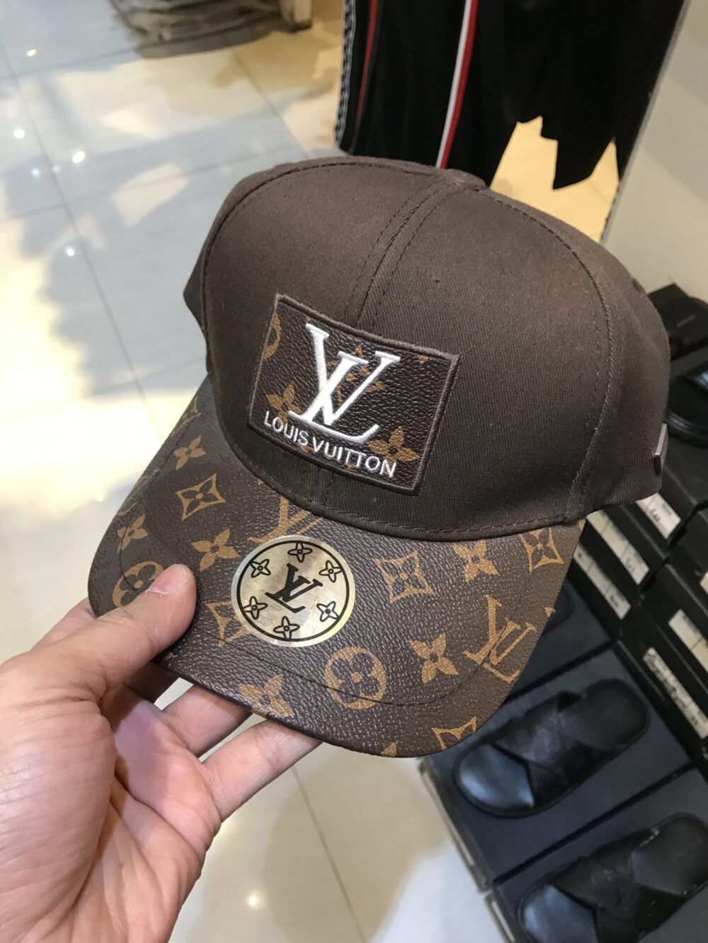 LVTN Cap