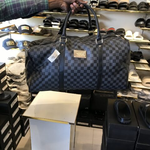 LVTN Leatherite material Bag
