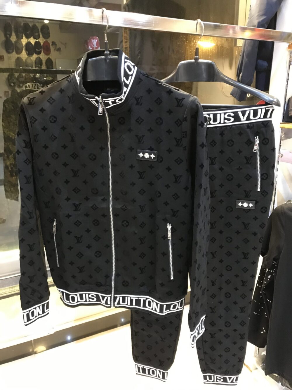 LVTN Premium Quality Track Suit