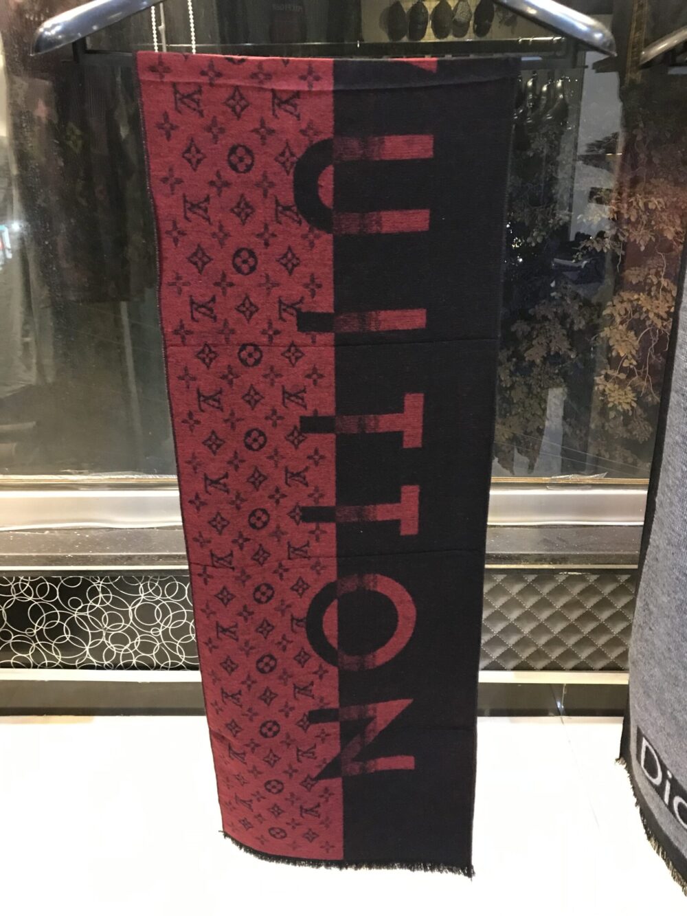 LVTN Scarf