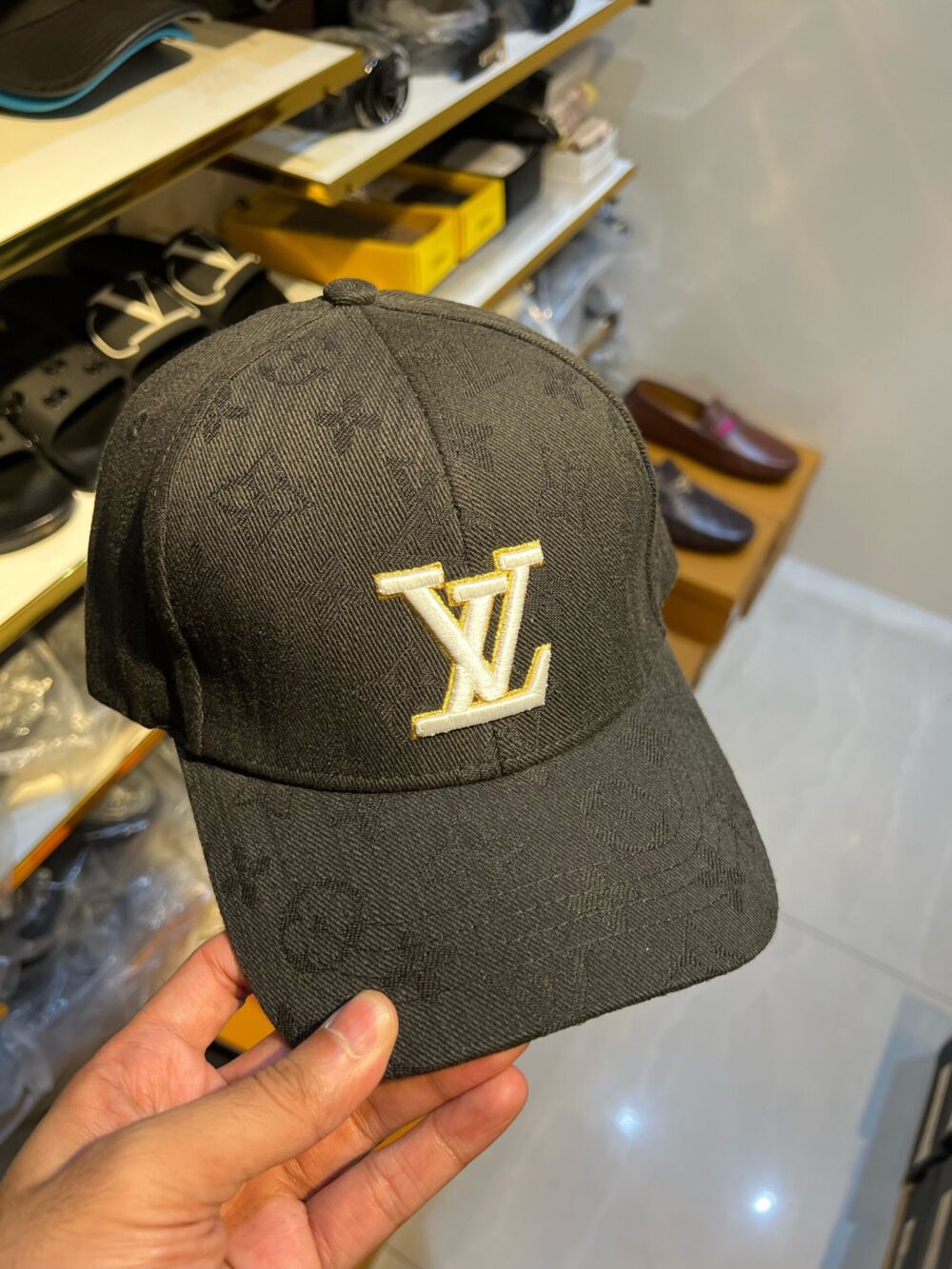 LVTN Cap