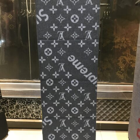 LVTN Scarf
