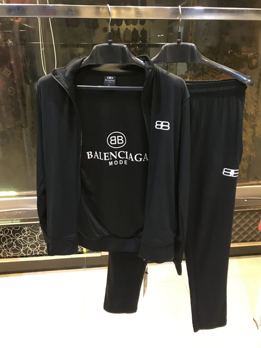 BLNCGA Track Suit - Image 3