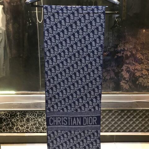 DIR Scarf