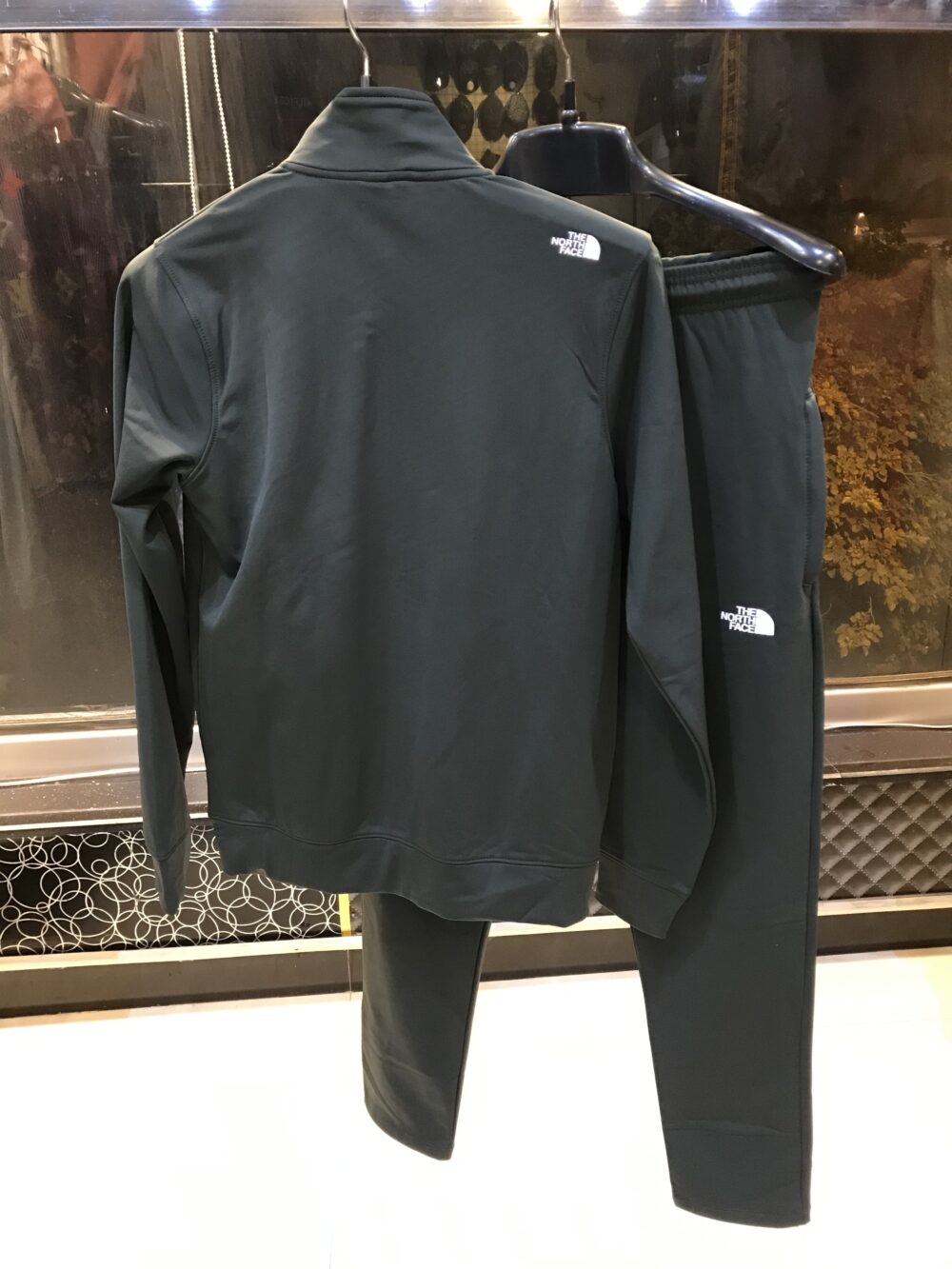 NRTH FACE Track Suit