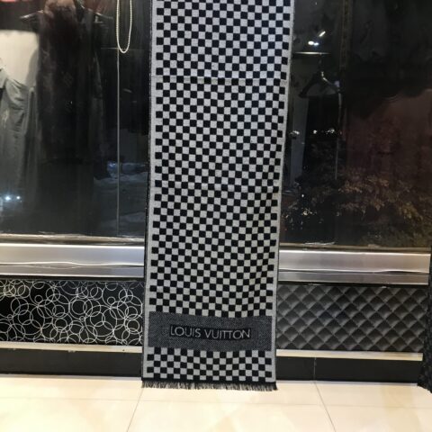 LVTN Scarf