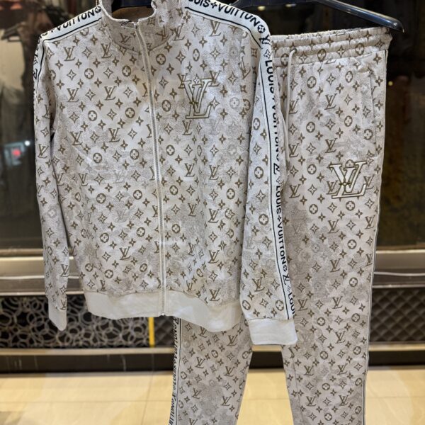 LVTN Premium Quality Track Suit