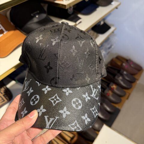 LVTN Cap